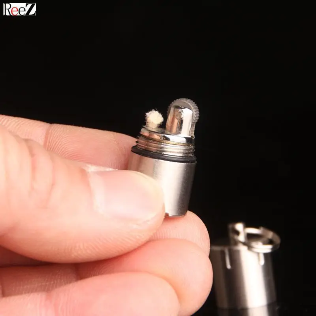 Mini metal oil lighter with key chain